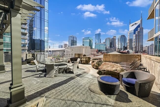 Encore Condos Outdoor Patio Space in Downtown Nashville, Tennessee