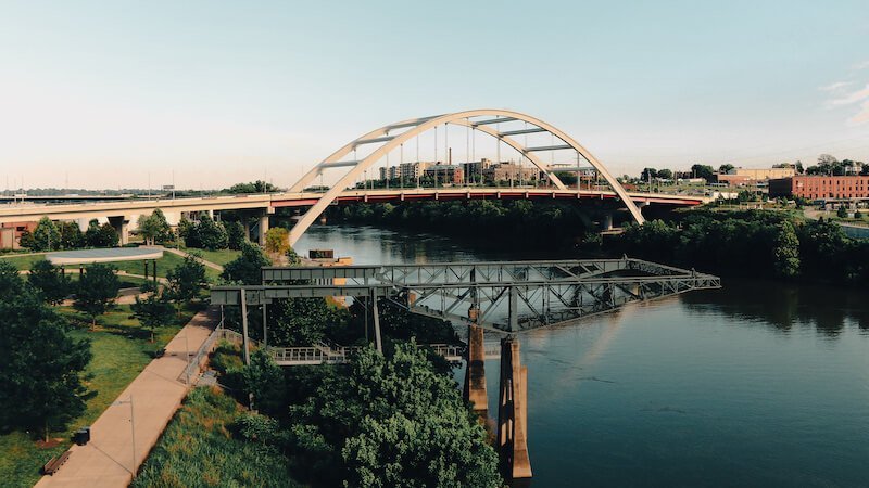 Which Nashville Neighborhoods are on the Cumberland River?