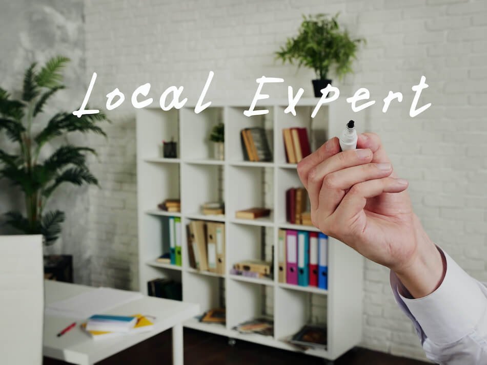 How to Become a Local Real Estate Expert